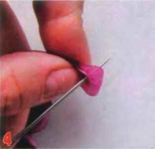 «Тюльпаны» вышитые лентами